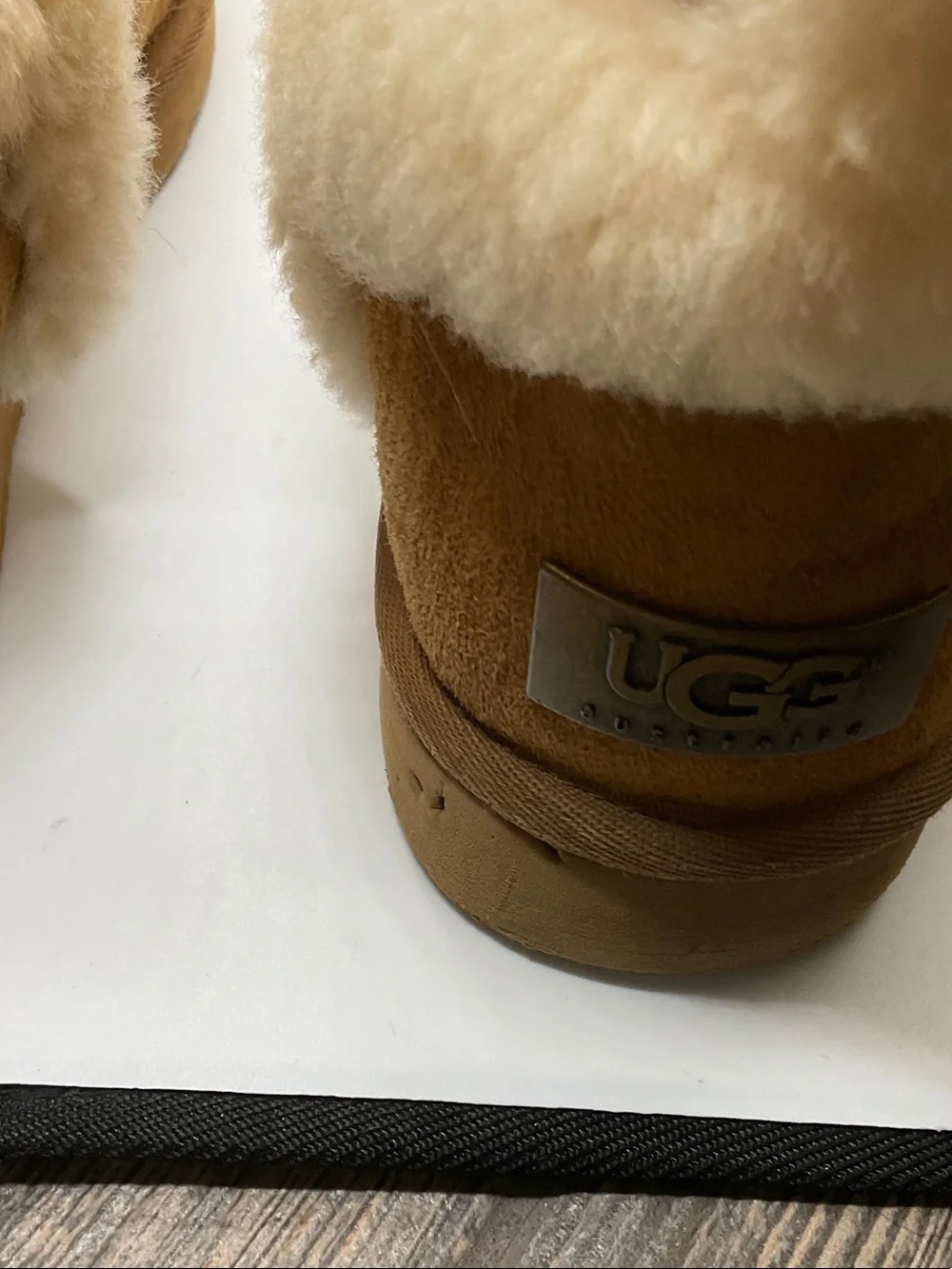 UGG classic mid